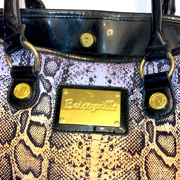 Betsey Johnson Tote Purse - Picture 2 of 7